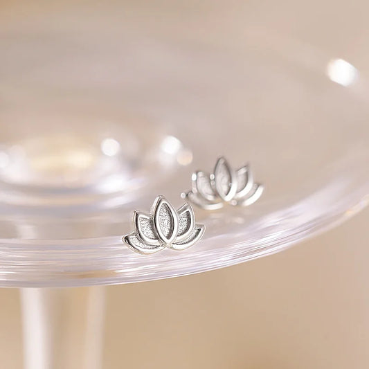 ✨ Boucles d’oreilles Lotus – Élégance & Éveil intérieur 🪷